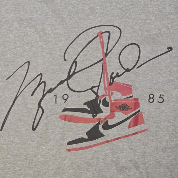 Michael Jordan Facsimile Signature Sneakers Basketball Mens L TShirt - Picture 2 of 7